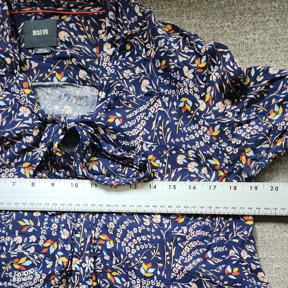 Maeve Anthropologie Navy Floral Peplum Blouse Size Small - Picture 10 of 13